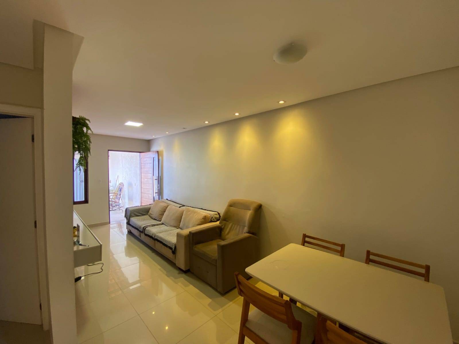 Casa 03 quartos, Novo jardim, Cidade universitária